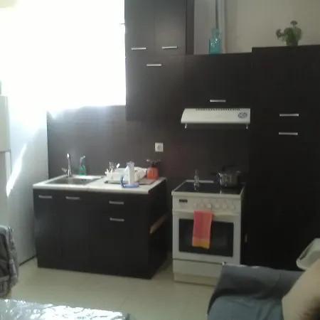 στουντιο ένα βήμα από το κέντρο. * Volos